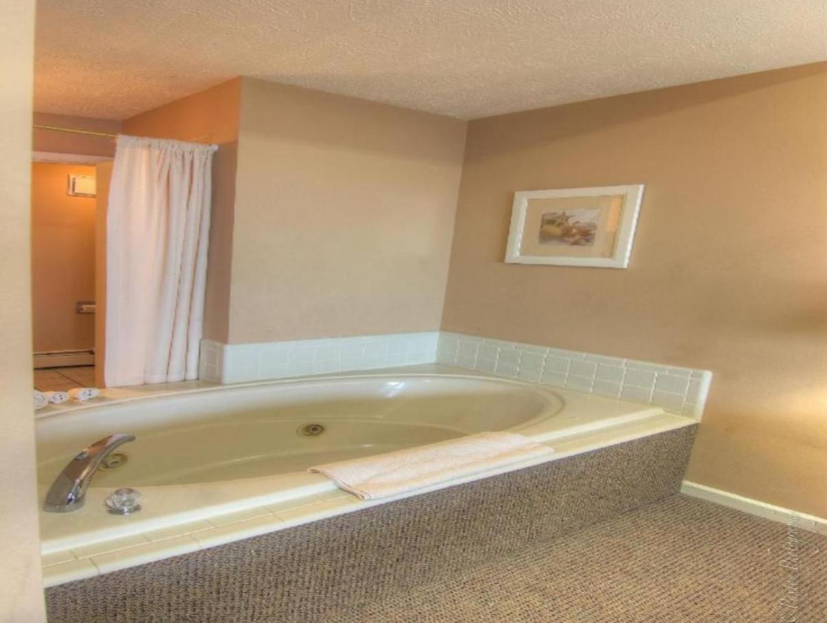 Pointes North Beachfront Resort Hotel Traverse City Luaran gambar